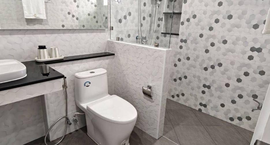 Продажа 4 спальни дом в Сан Кампаенг, Чианг Маи