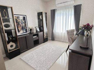 For sale 4 bedrooms house in San Kamphaeng, Chiang Mai