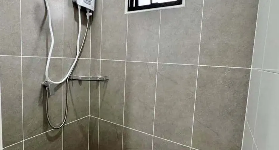 For rent 3 bedrooms townhouse in Mueang Chiang Mai, Chiang Mai