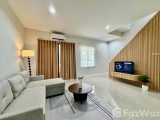 For Rent 3 Bedroom Townhouse In Mueang Chiang Mai