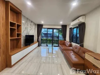 À louer 4 chambres maison à Mueang Chiang Mai, Chiang Mai