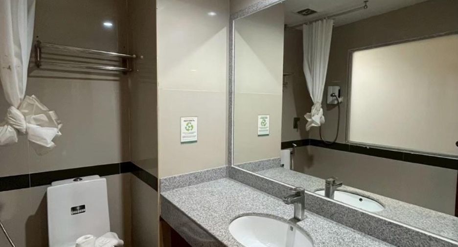 Hotel en alquiler de 11 habitaciones en Bang Lamung, Chonburi