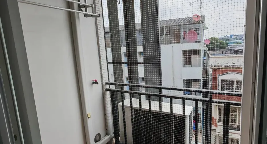 For rent studio condo in Huai Khwang, Bangkok