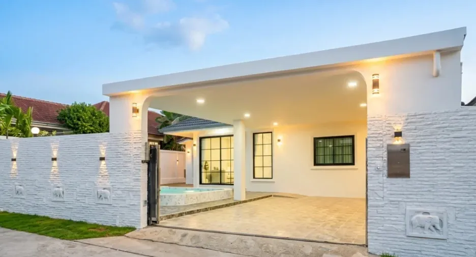 For sale 4 bedrooms house in Bang Lamung, Chonburi