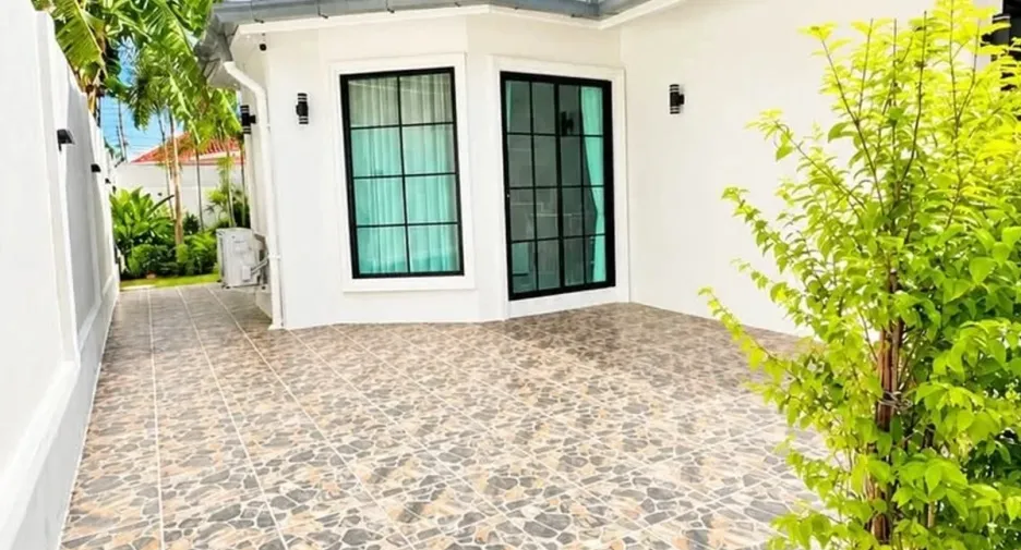 For sale 4 bedrooms house in Bang Lamung, Chonburi