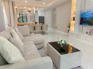 出售 4 卧室 独立屋 在 Bang Lamung, Chon Buri