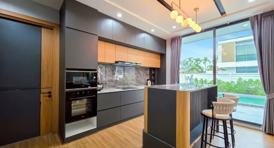 Casa en venta de 3 habitaciones en Bang Lamung, Chonburi