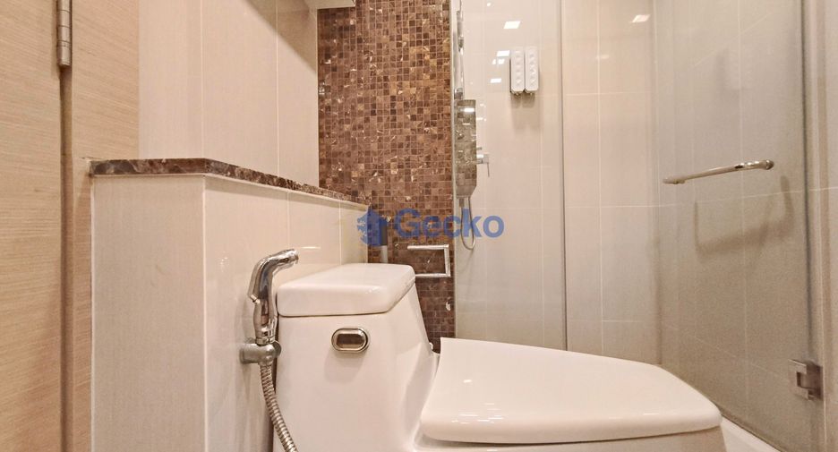 For rent 2 bedrooms condo in Bang Lamung, Chonburi