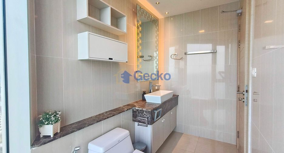 For rent 2 bedrooms condo in Bang Lamung, Chonburi