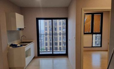 À vendre 2 chambres condo à Bang Phlat, Bangkok