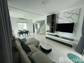 Casa en alquiler de 3 habitaciones en Bang Phli, Samut Prakan