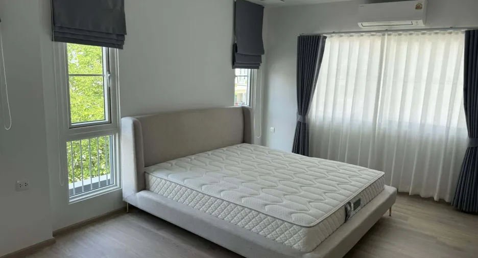 出租 3 卧室 独立屋 在 Bang Phli, Samut Prakan