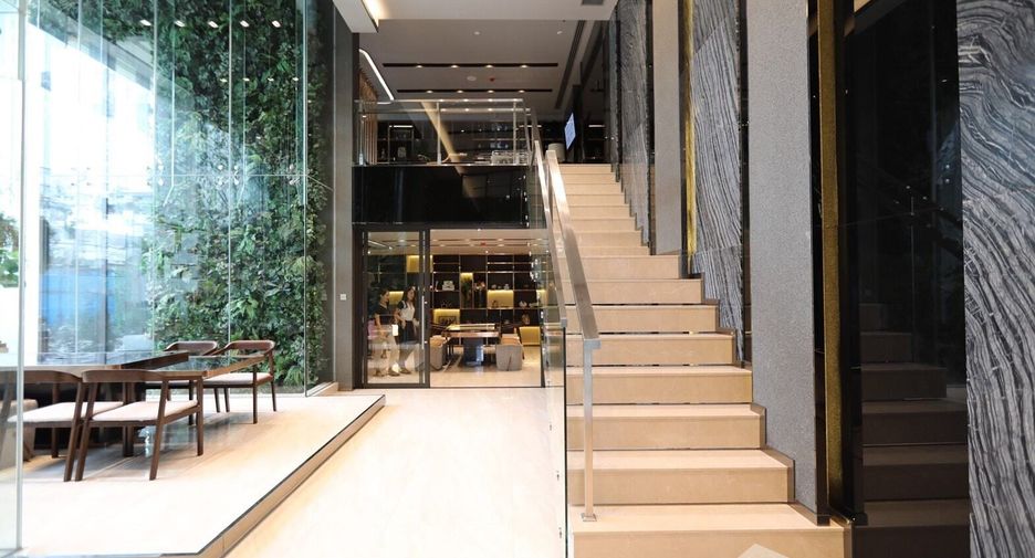 For sale and for rent 1 bed condo in Phra Khanong, Bangkok