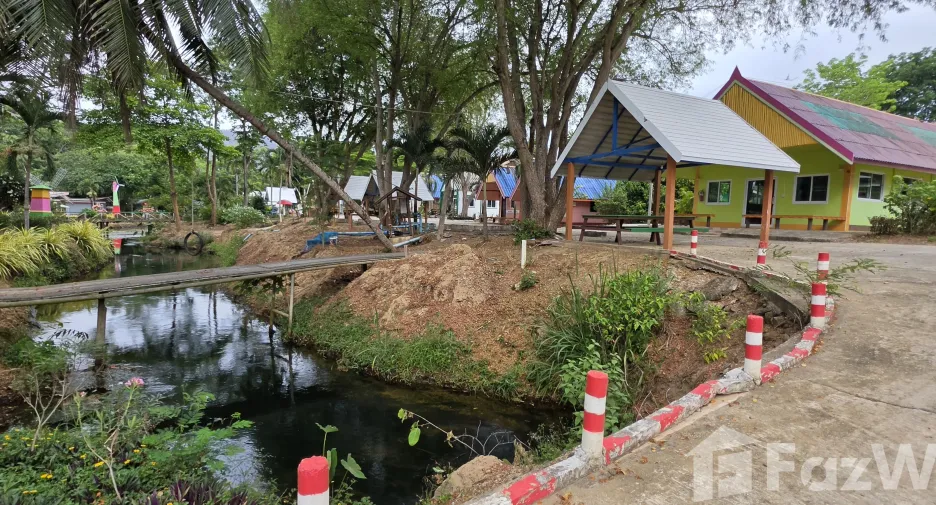 For sale hotel in Kaeng Krachan, Phetchaburi