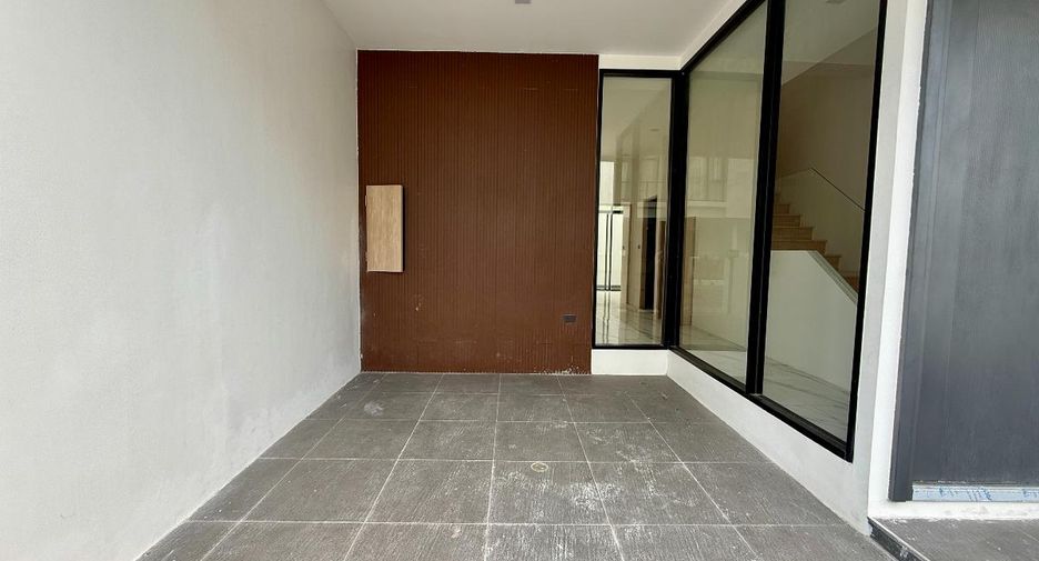 À vendre 4 chambres maison à Bang Lamung, Chonburi