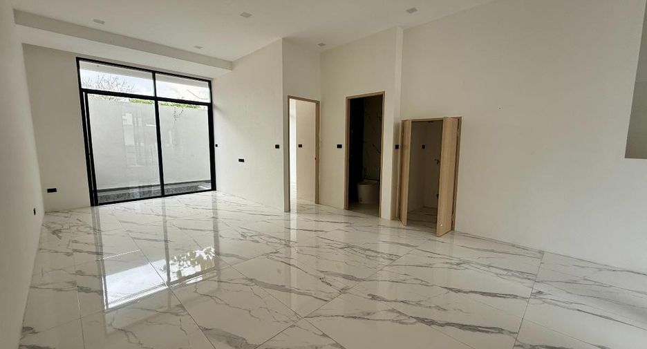 À vendre 4 chambres maison à Bang Lamung, Chonburi