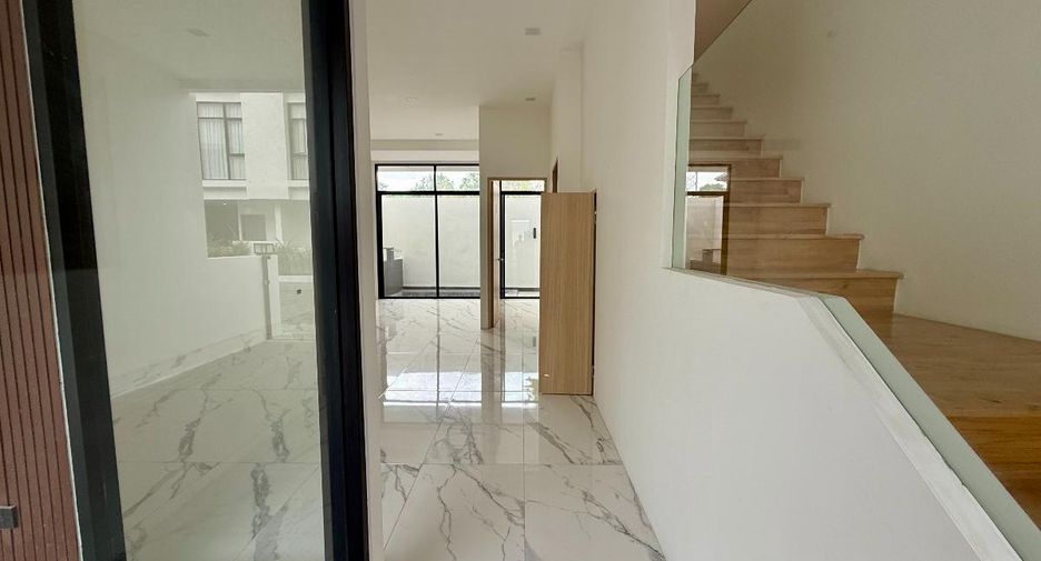 À vendre 4 chambres maison à Bang Lamung, Chonburi