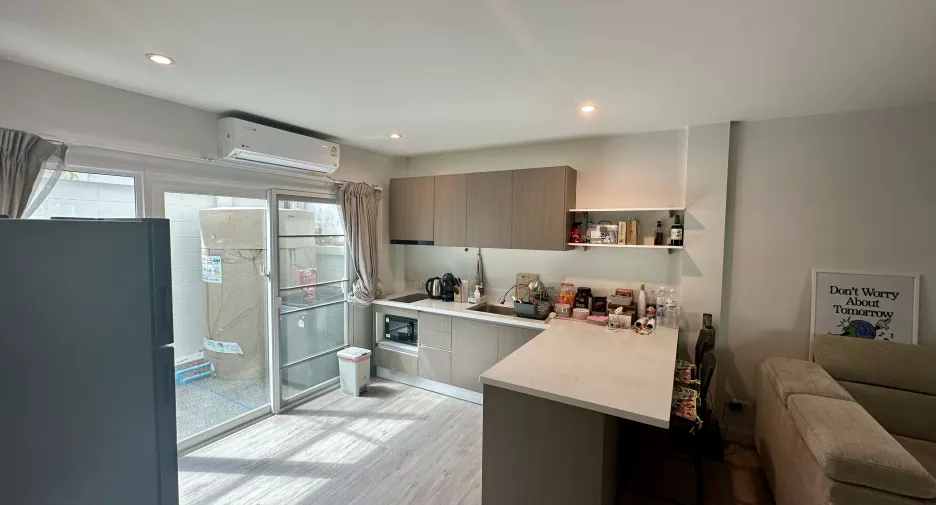 For sale and for rent 2 bedrooms townhouse in Thalang, Phuket