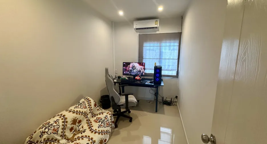 For sale and for rent 2 bedrooms townhouse in Thalang, Phuket