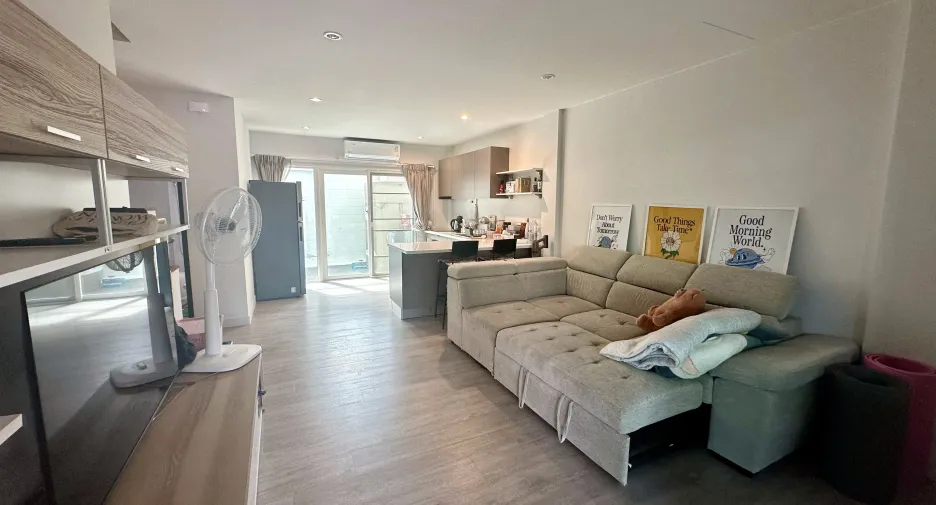 For sale and for rent 2 bedrooms townhouse in Thalang, Phuket