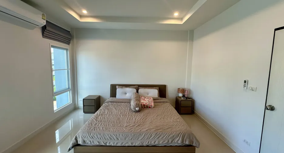 For sale and for rent 2 bedrooms townhouse in Thalang, Phuket