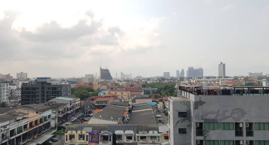 For sale 1 bed condo in Bang Lamung, Chonburi