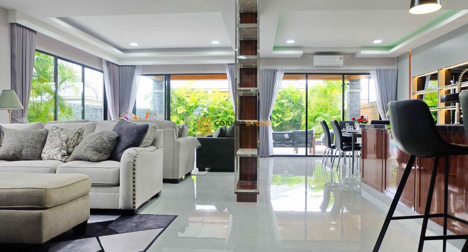 Haus zum Kauf mit 4 Zimmer in Bang Lamung, Chonburi