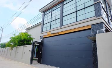 Casa en venta de 4 habitaciones en Bang Lamung, Chonburi