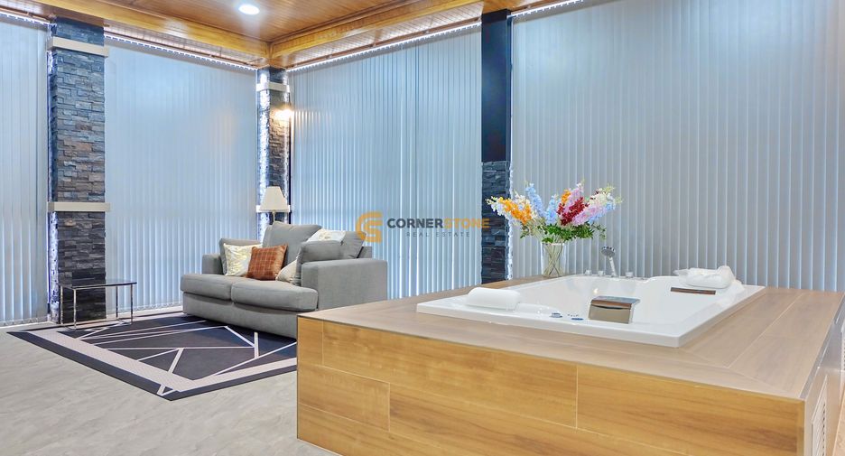 Haus zum Kauf mit 4 Zimmer in Bang Lamung, Chonburi