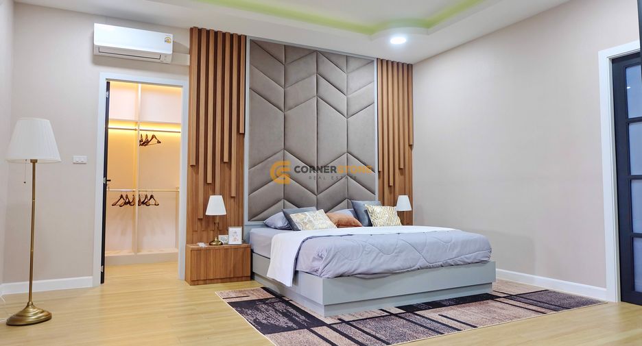 Haus zum Kauf mit 4 Zimmer in Bang Lamung, Chonburi