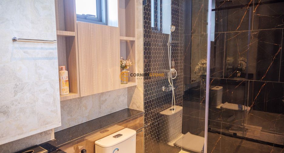 For sale 5 bedrooms house in Bang Lamung, Chonburi