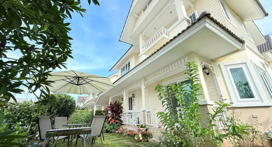 For rent 4 bedrooms house in Mae Rim, Chiang Mai