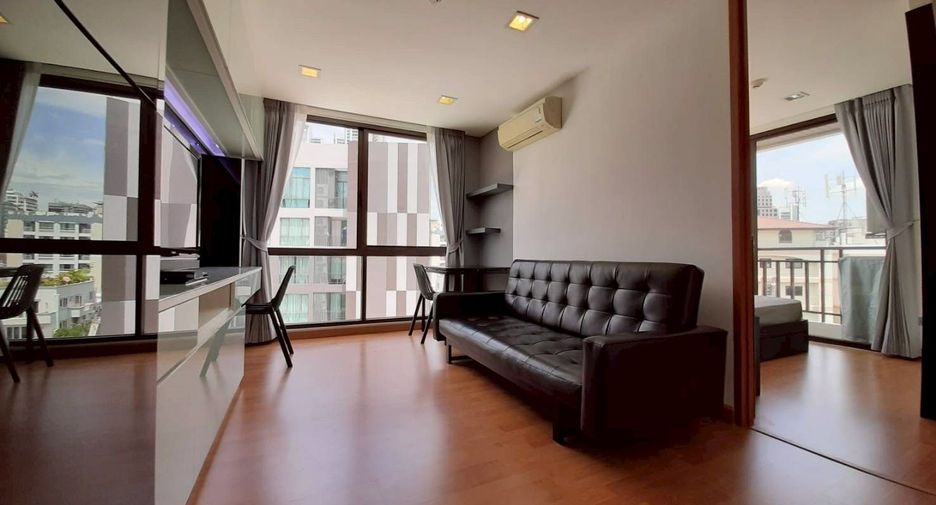 For rent 1 bed condo in Khlong Toei, Bangkok