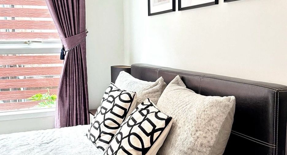 For rent 1 bed condo in Khlong Toei, Bangkok