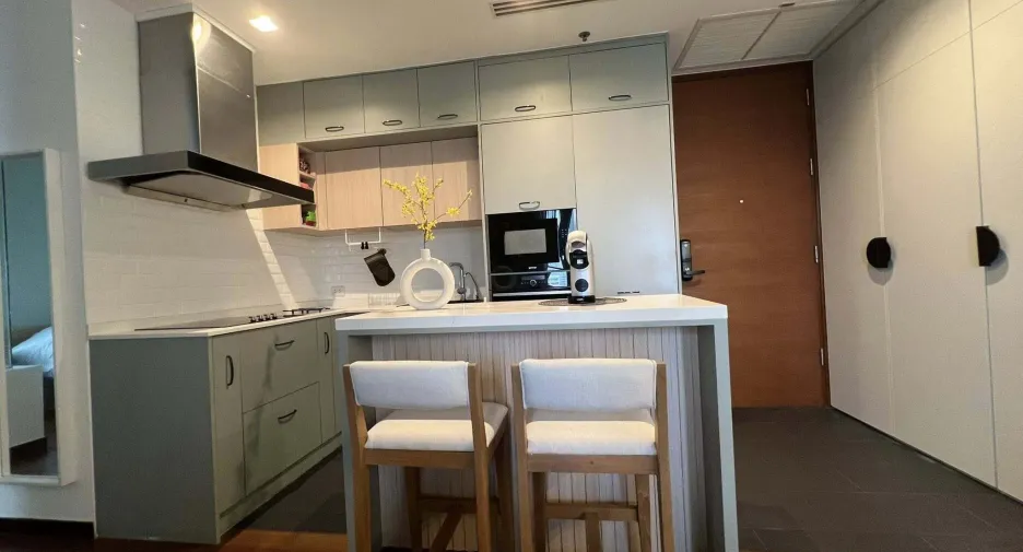 Condo en alquiler de 2 habitaciones en Khlong Toei, Bangkok