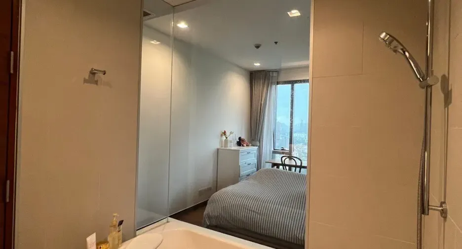 Condo en alquiler de 2 habitaciones en Khlong Toei, Bangkok