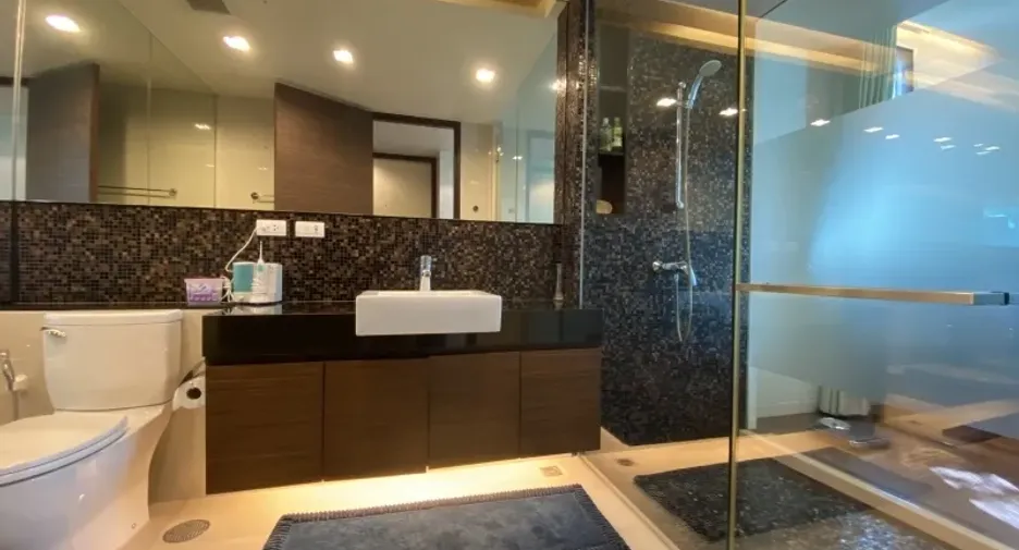 For sale 2 bedrooms condo in Thalang, Phuket