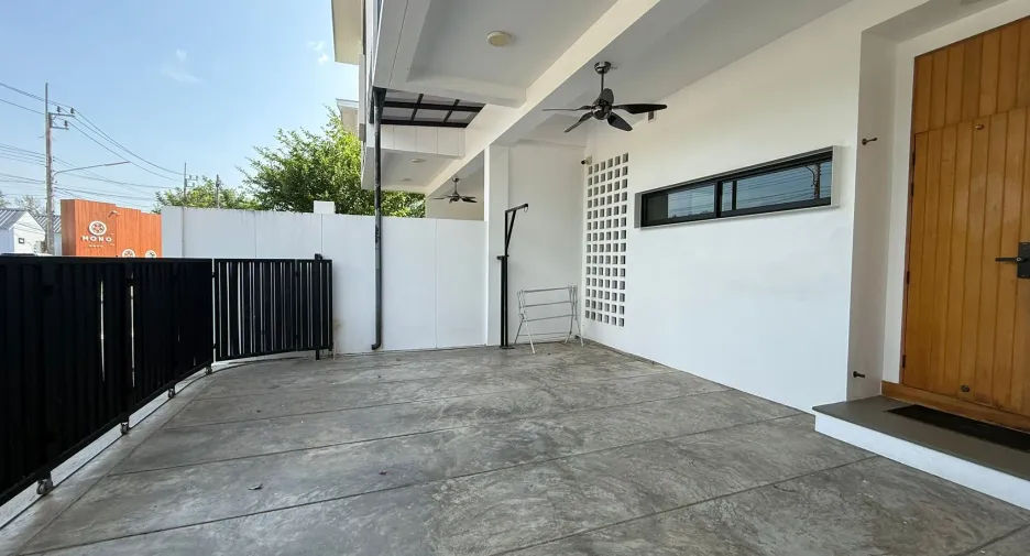 For rent 3 bedrooms house in Mueang Phuket, Phuket