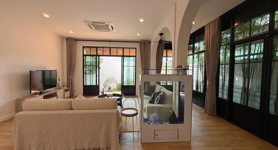 For rent 3 bedrooms house in Mueang Phuket, Phuket