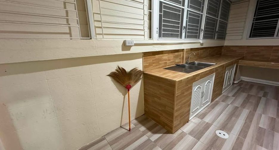 For rent 3 bedrooms house in San Sai, Chiang Mai