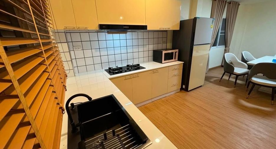 For rent 3 bedrooms house in San Sai, Chiang Mai
