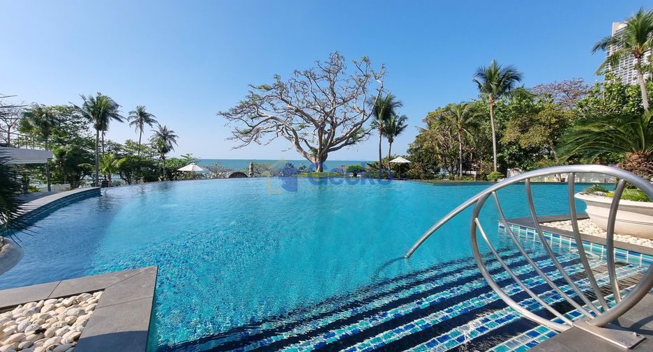 For rent 3 bedrooms condo in Bang Lamung, Chonburi