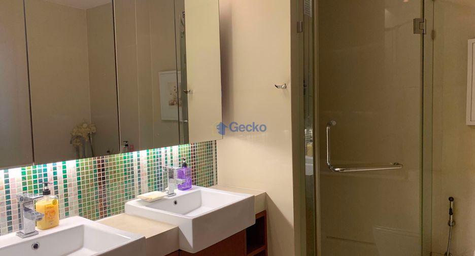 For rent 3 bedrooms condo in Bang Lamung, Chonburi