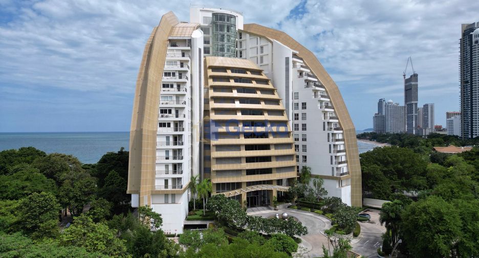 For rent 3 bedrooms condo in Bang Lamung, Chonburi
