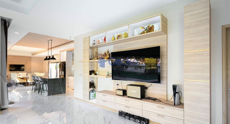 Haus zur Miete mit 3 Zimmer in Huay Yai, Pattaya