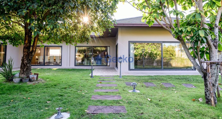 Haus zur Miete mit 3 Zimmer in Huay Yai, Pattaya