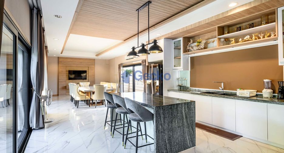 Haus zur Miete mit 3 Zimmer in Huay Yai, Pattaya