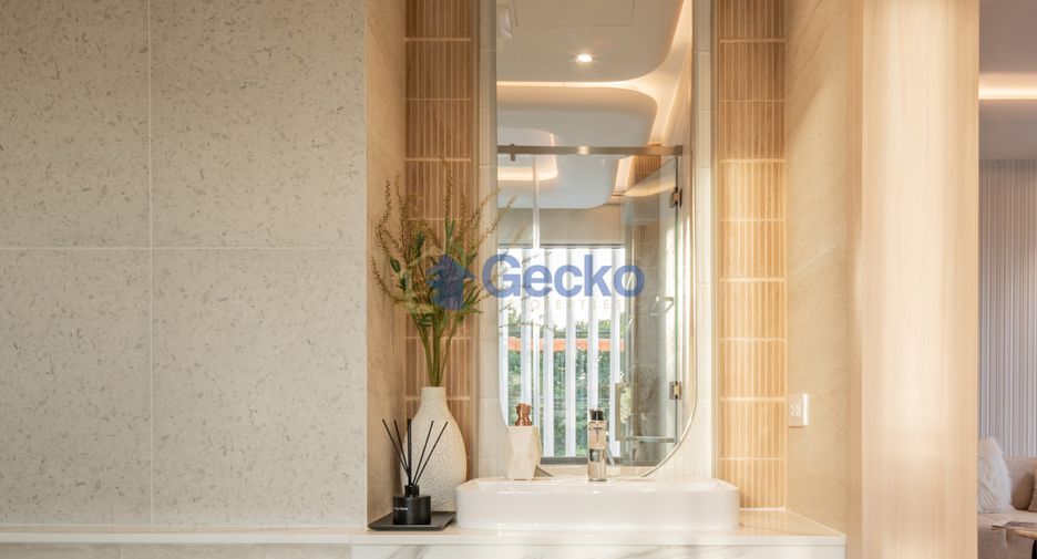 For sale 2 bedrooms condo in Jomtien, Pattaya