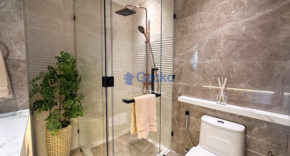 For sale 3 bedrooms condo in Bang Lamung, Chonburi