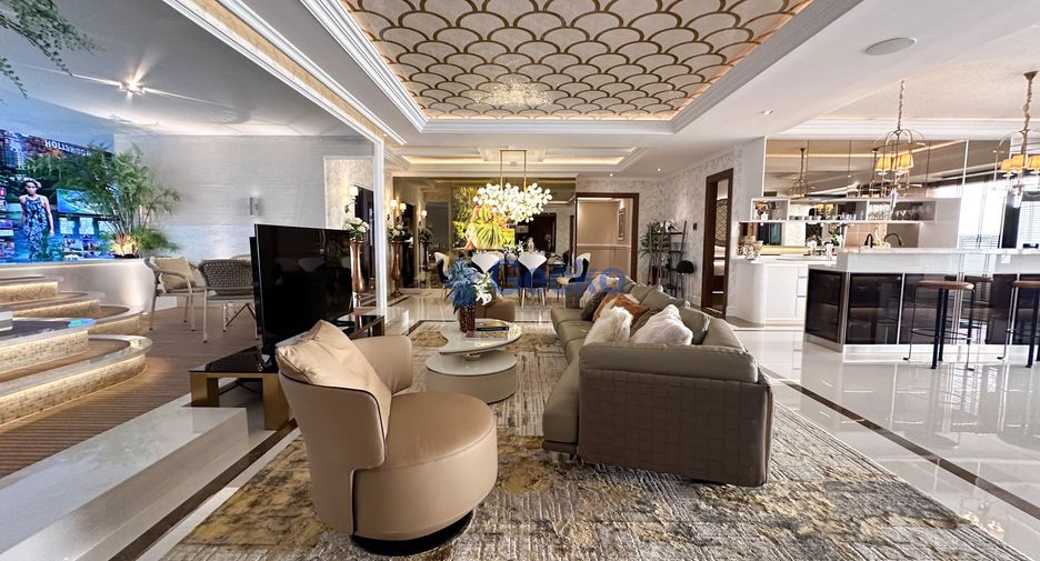 For sale 3 bedrooms condo in Bang Lamung, Chonburi